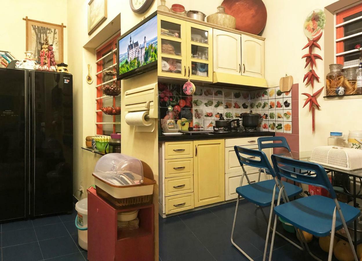 Tonkin Homestay Hanoi Buitenkant foto